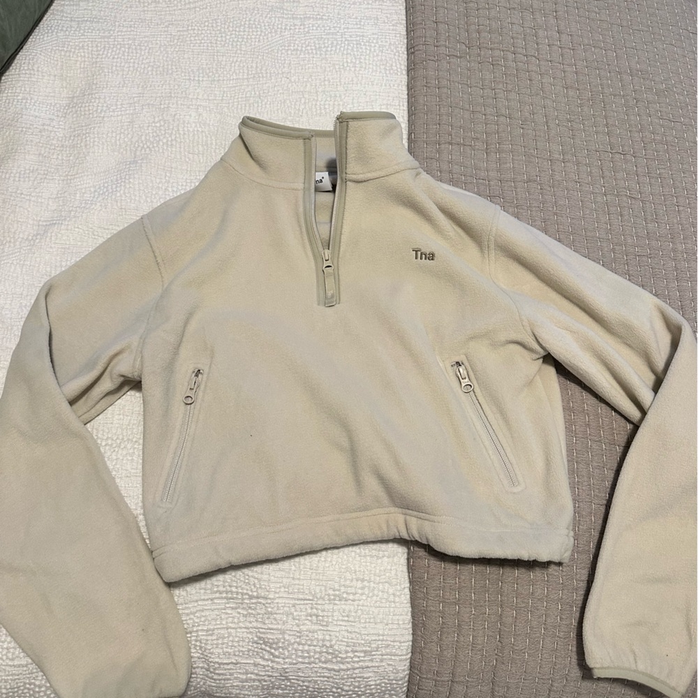 Aritzia TNA Quarter Zip